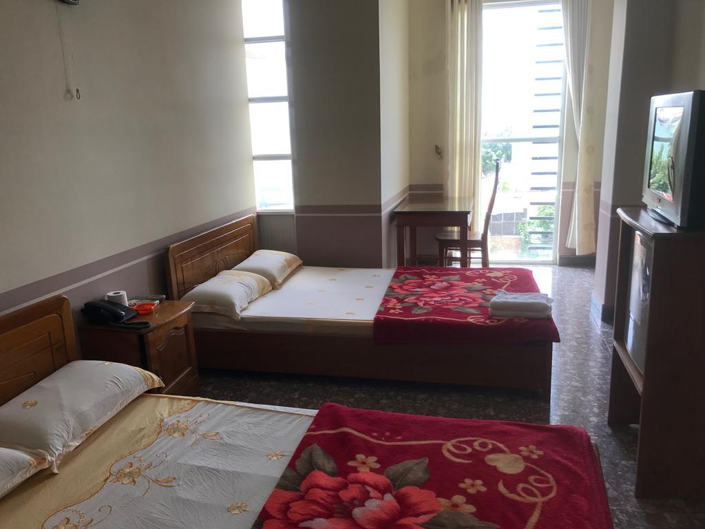 Kim Hoan Ngoc Hotel Pleiku Esterno foto