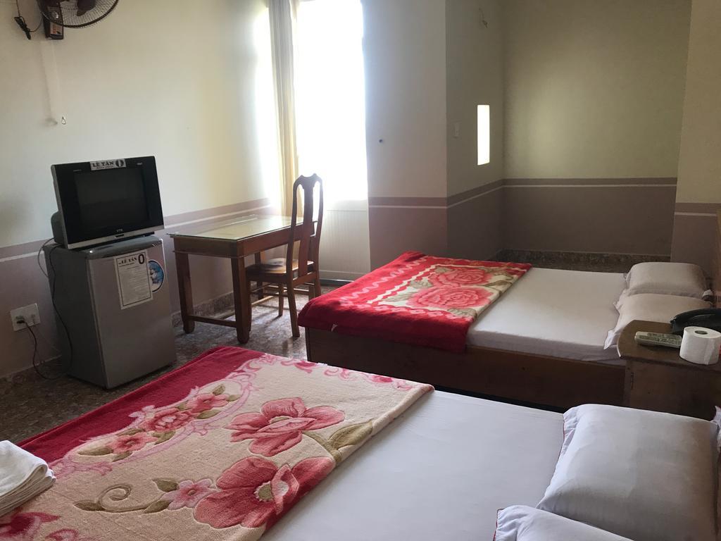 Kim Hoan Ngoc Hotel Pleiku Esterno foto